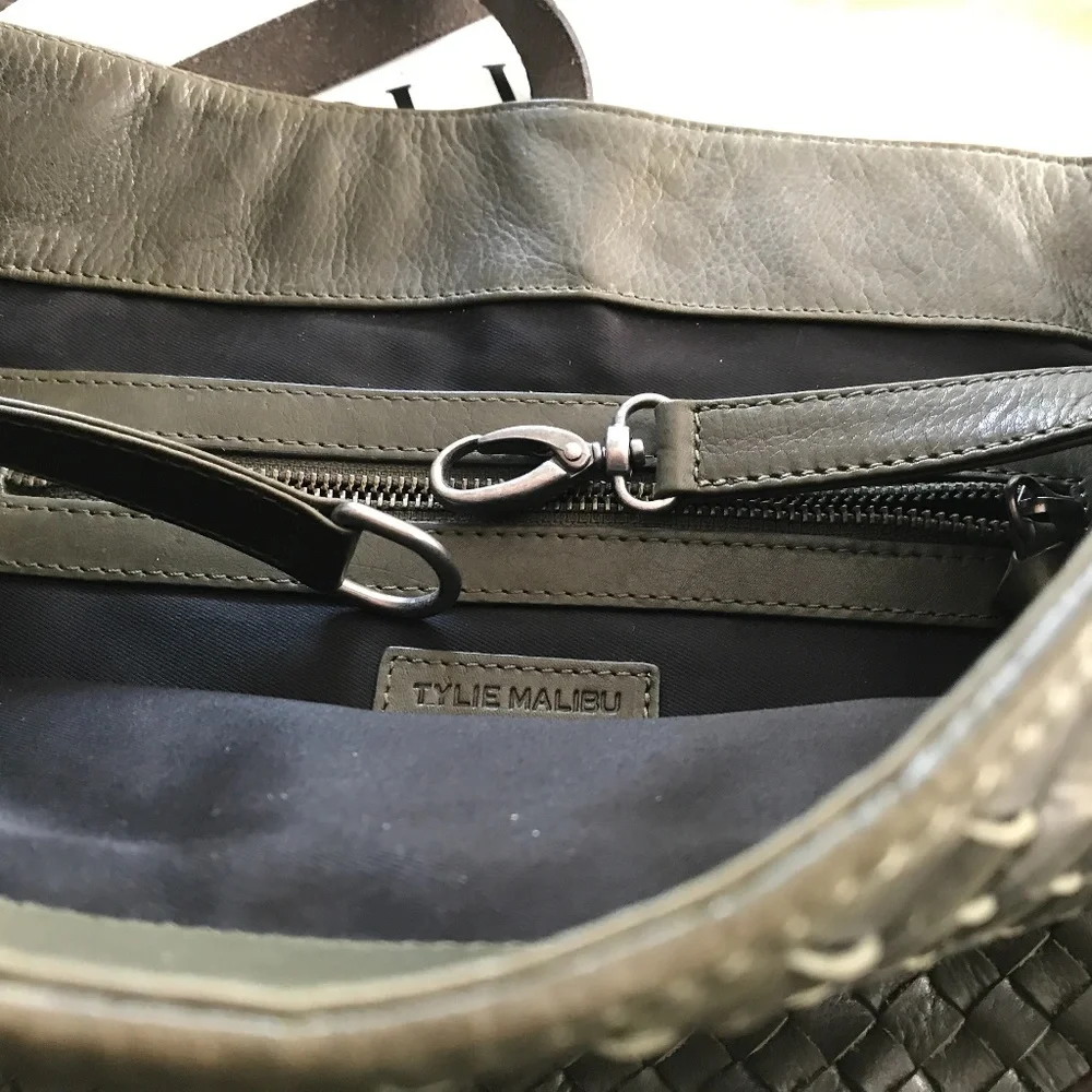 TYLIE SHOULDER WOVEN BAG NEW/VINTAGE /RARE